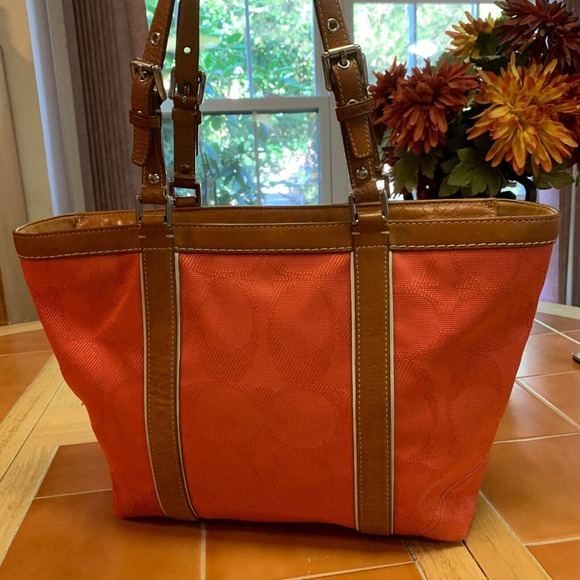 SOLD! COACH Coral Signature Canvas Zip Top Tote w/Brown Leather Trim F13560 - Picture 7 of 12